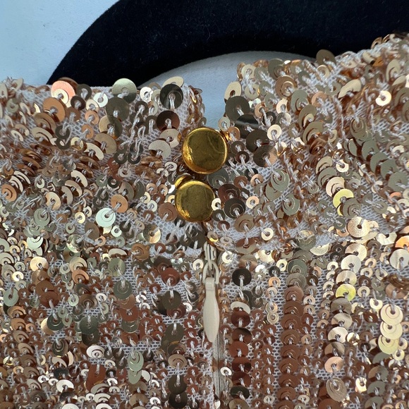 Area Stars Sequin Halter Top in Gold, Size XL - Picture 7 of 8